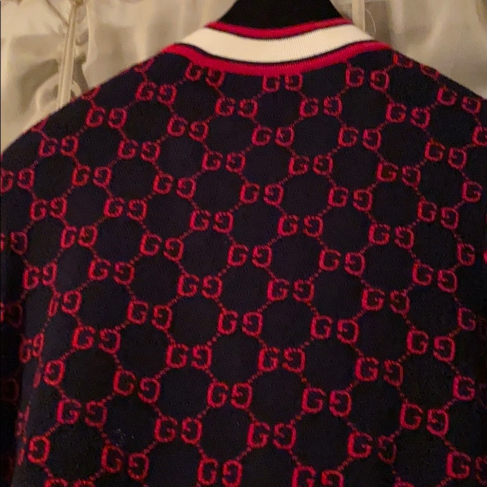 Top - Picture 6 of 11